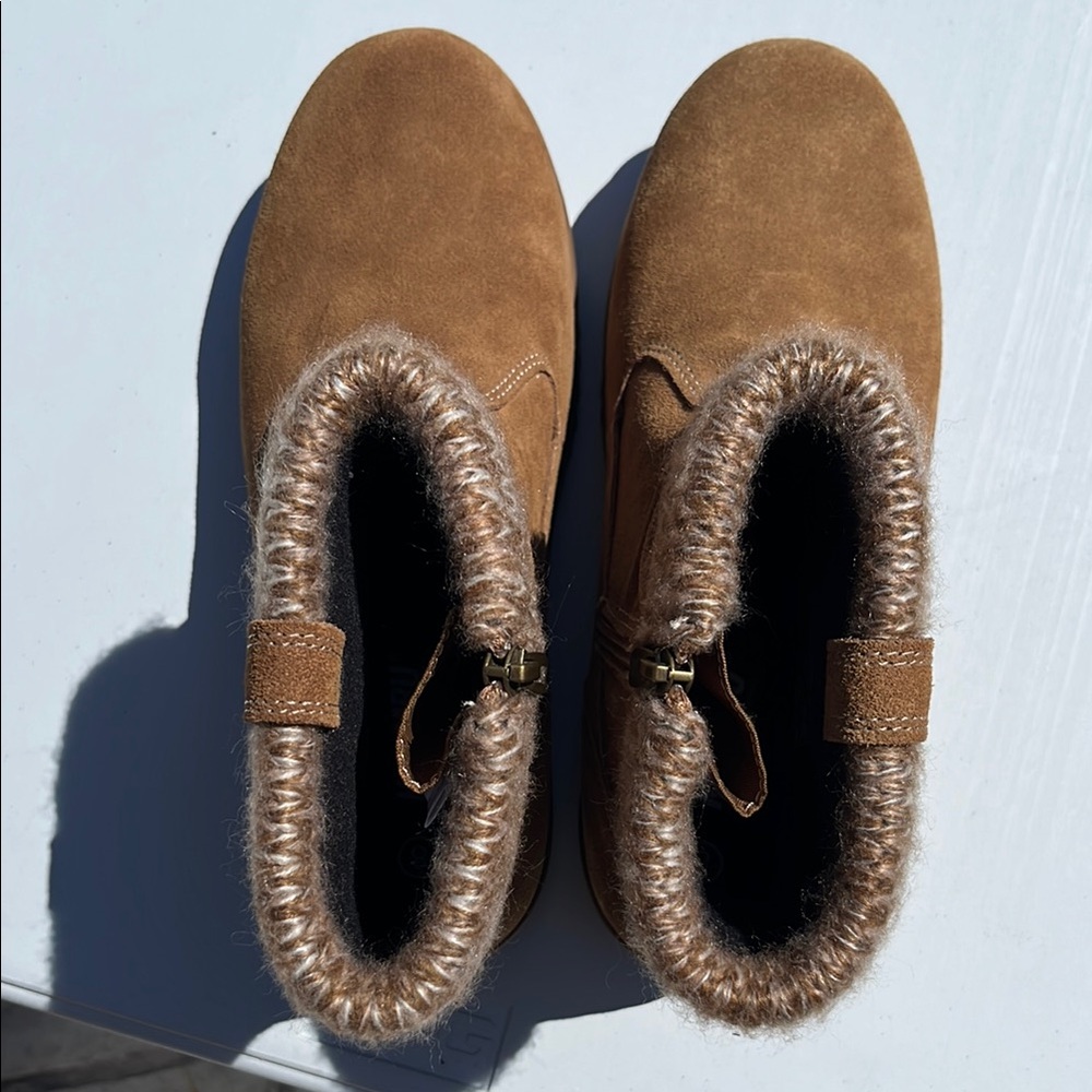 NWOT Khombu Tan Suede Winter Boots - Picture 5 of 12
